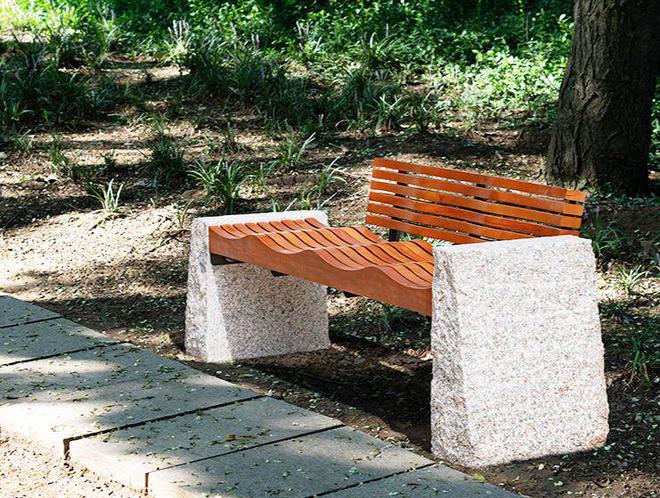 户外公共座椅怎么设计能为人们提供更好的休息(图3)
